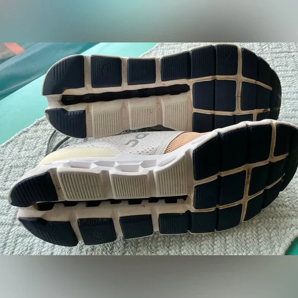 Oncloud stratus Running women’s Shoes white SIZE 9.5 - Picture 4 of 11